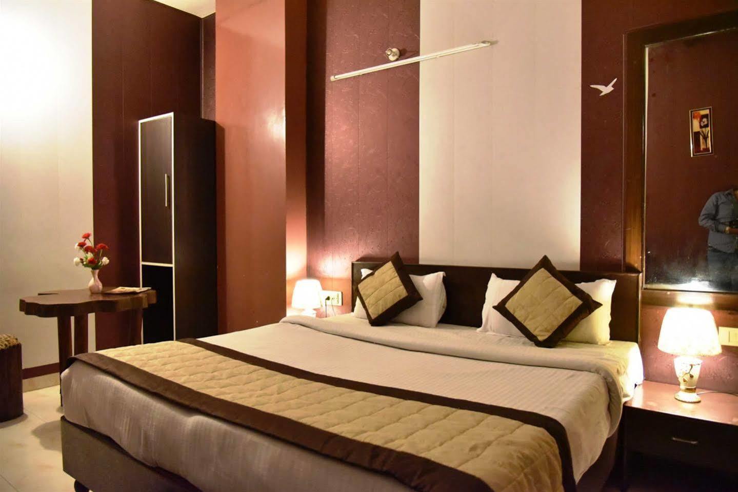 FabHotel HK Continental Amritsar Exterior foto
